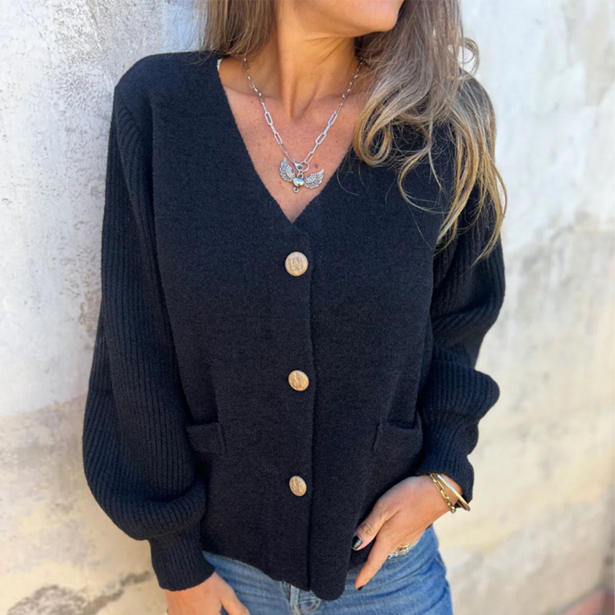 Yadira® | Pull uni Bleu  à col V et manches longues