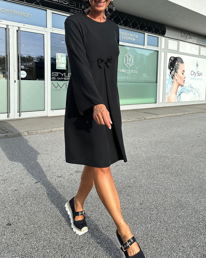 Yvonne® | Robe élégante avec cloche et noeud