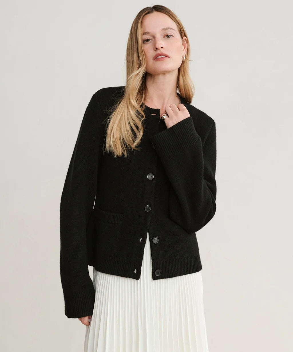 Krista® | Cardigan élégant en laine avec patte de boutonnage