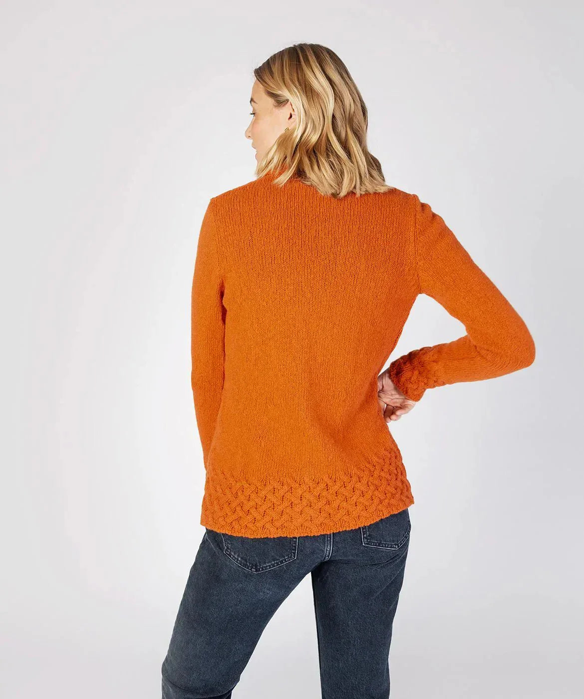 Trudi® | Cardigan en maille tressée fer à cheval terracotta