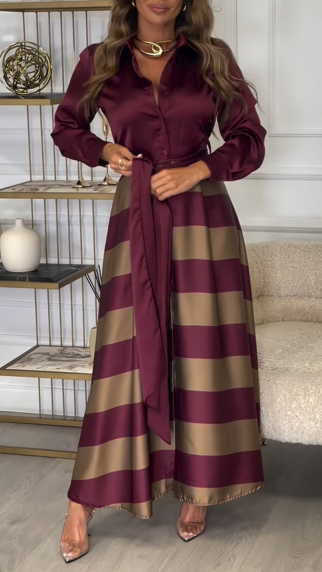 Marit® | Robe longue unique à manches longues et col en V